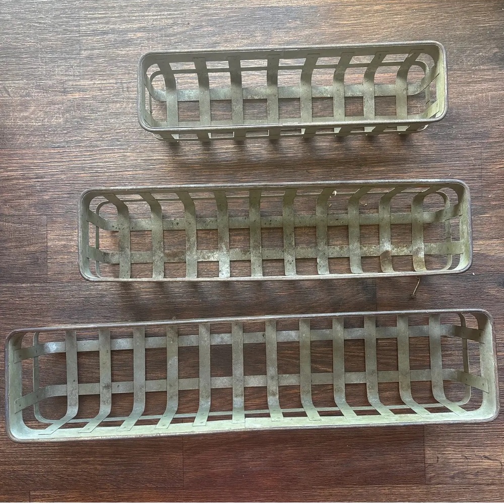Farmhouse Wrought Flat Iron Exterior Window Boxes - Set of 3 - Picture 2 of 12